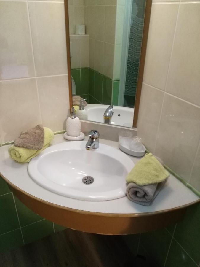 Hotel Du Lac Treignac Szoba fotó