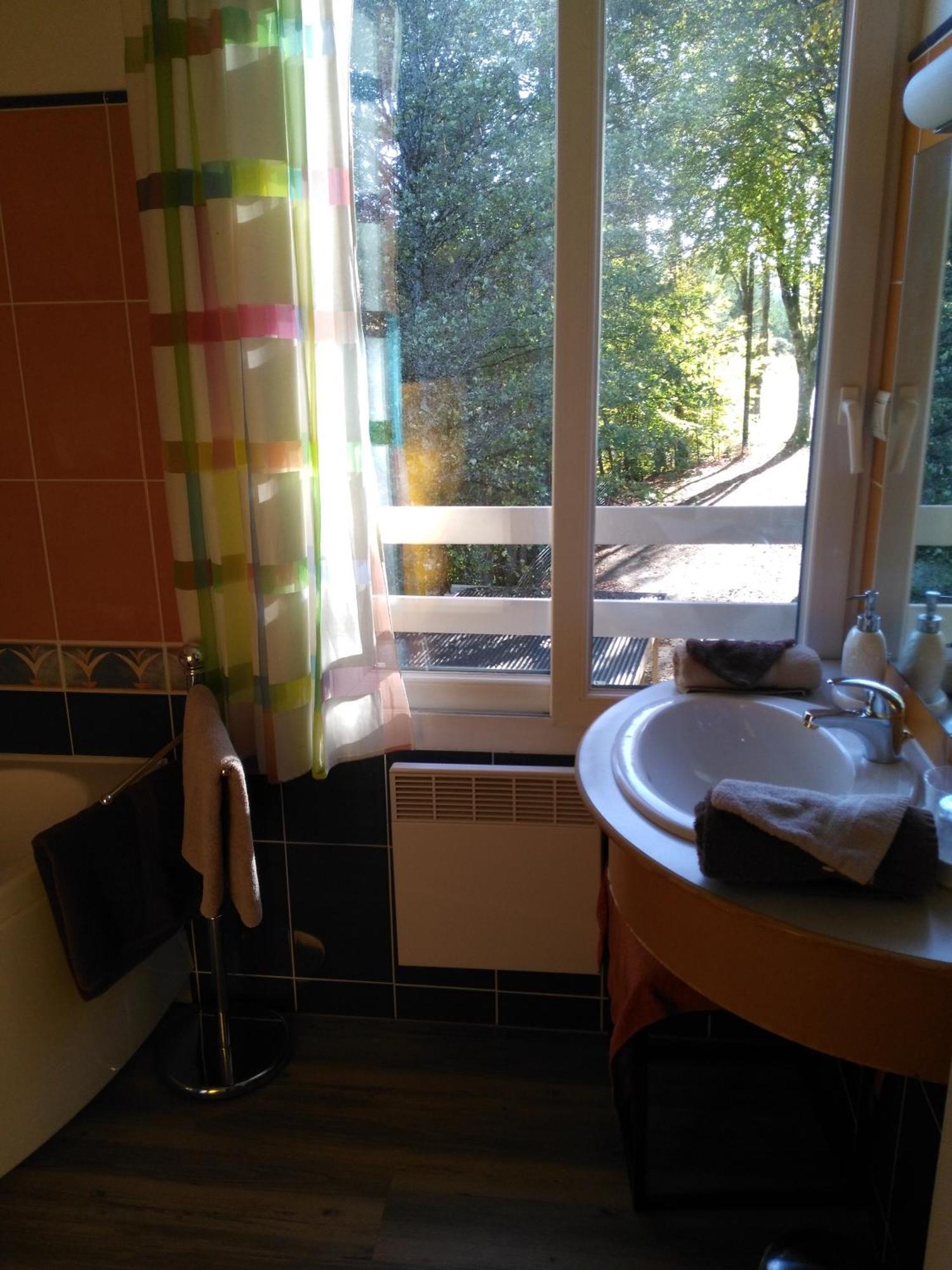 Hotel Du Lac Treignac Kültér fotó